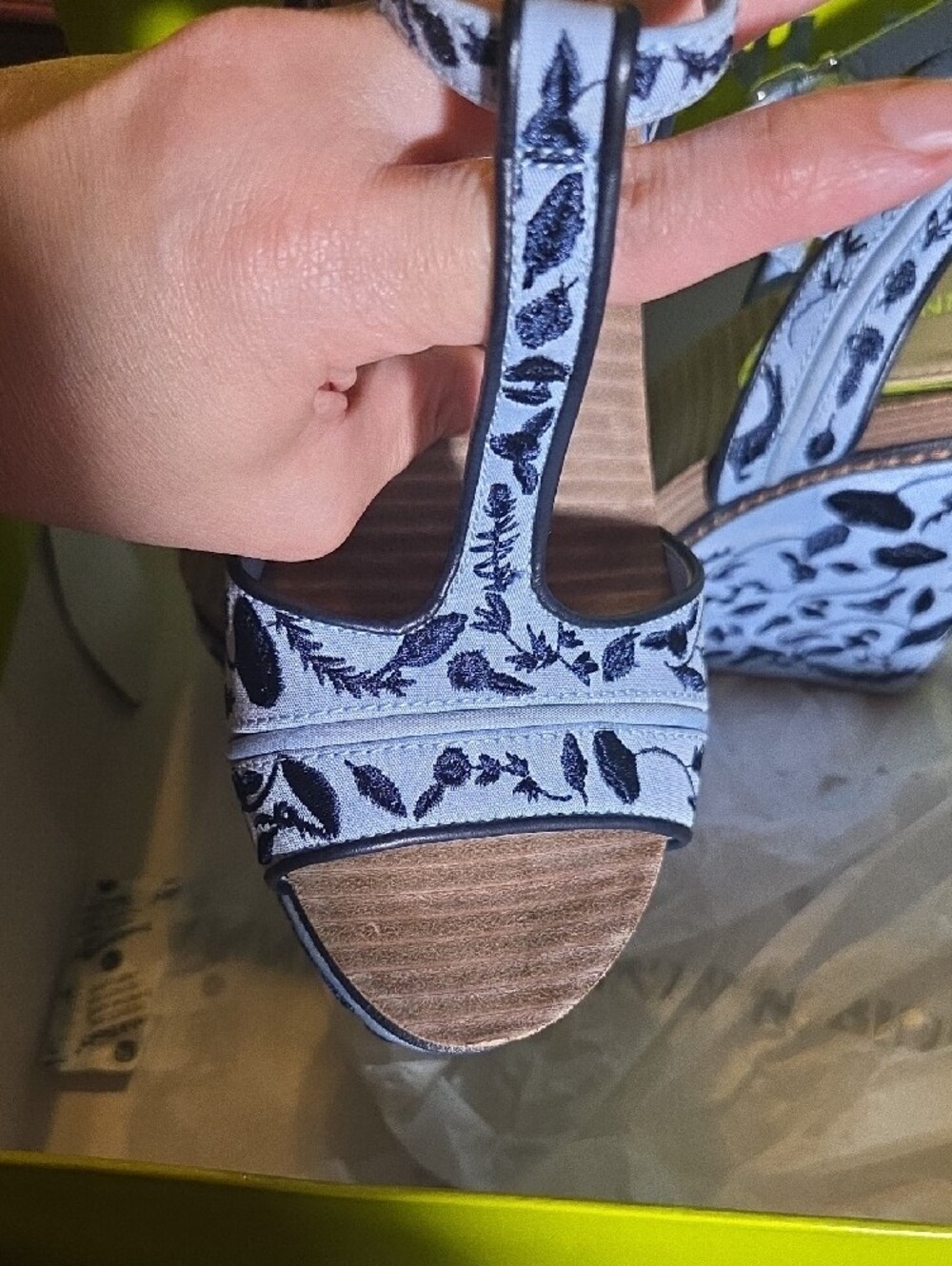 Gianni Bini Navy Blue, Light Blue Floral Wedge Sandals with Ankle Strap 6.5M - Picture 6 of 6